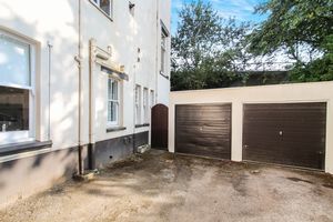 Photo 21- click for photo gallery